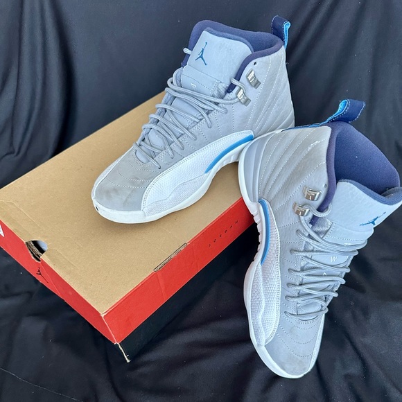 Air Jordan 12 “Grey University Blue” - Picture 4 of 5